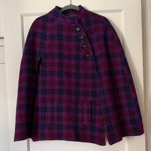 Vintage Cape, 100% Wool
